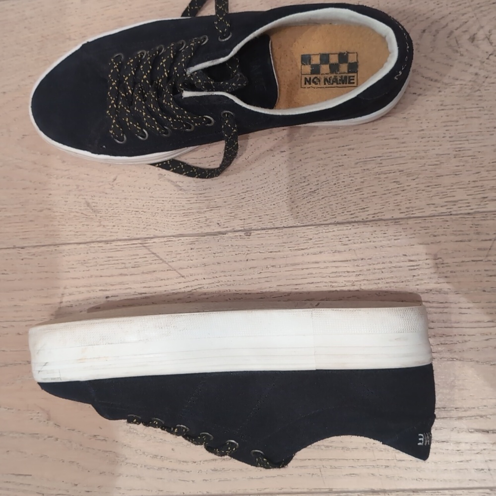 Women's sneakers